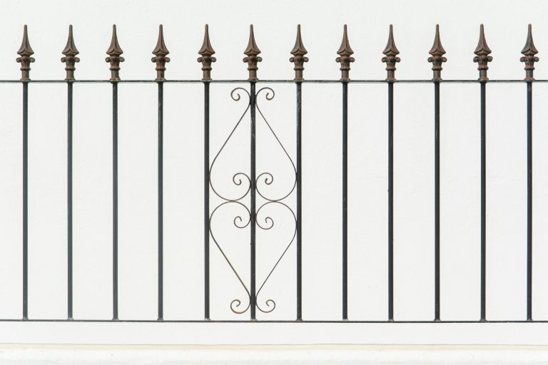 Choosing the Right Fence Supplies for Durable and Attractive Fencing